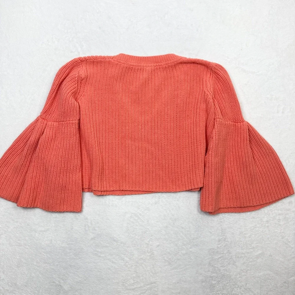 Free People Sweater Small Pullover Loose Bell Sleeve V Neck‎ Knit Cropped Coral